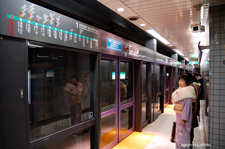 roppongi itchome metro 1.jpg - 地下鉄